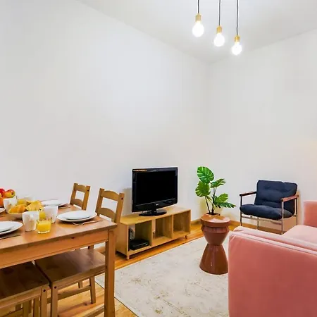 Santana 2br, Steps From Downtown - Explore On Foot Διαμέρισμα Lisboa