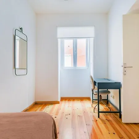 Santana 2br, Steps From Downtown - Explore On Foot Διαμέρισμα Lisboa