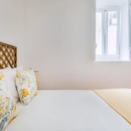 Santana 2br, Steps From Downtown - Explore On Foot Διαμέρισμα Lisboa